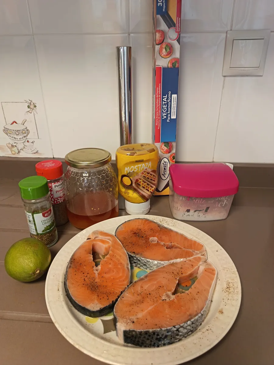 Salmón con miel y mostaza 